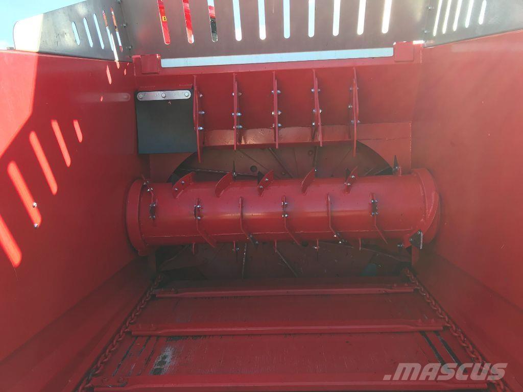 Silofarmer 280 Rezači za bale, oprema za rezanje i odvajanje bal