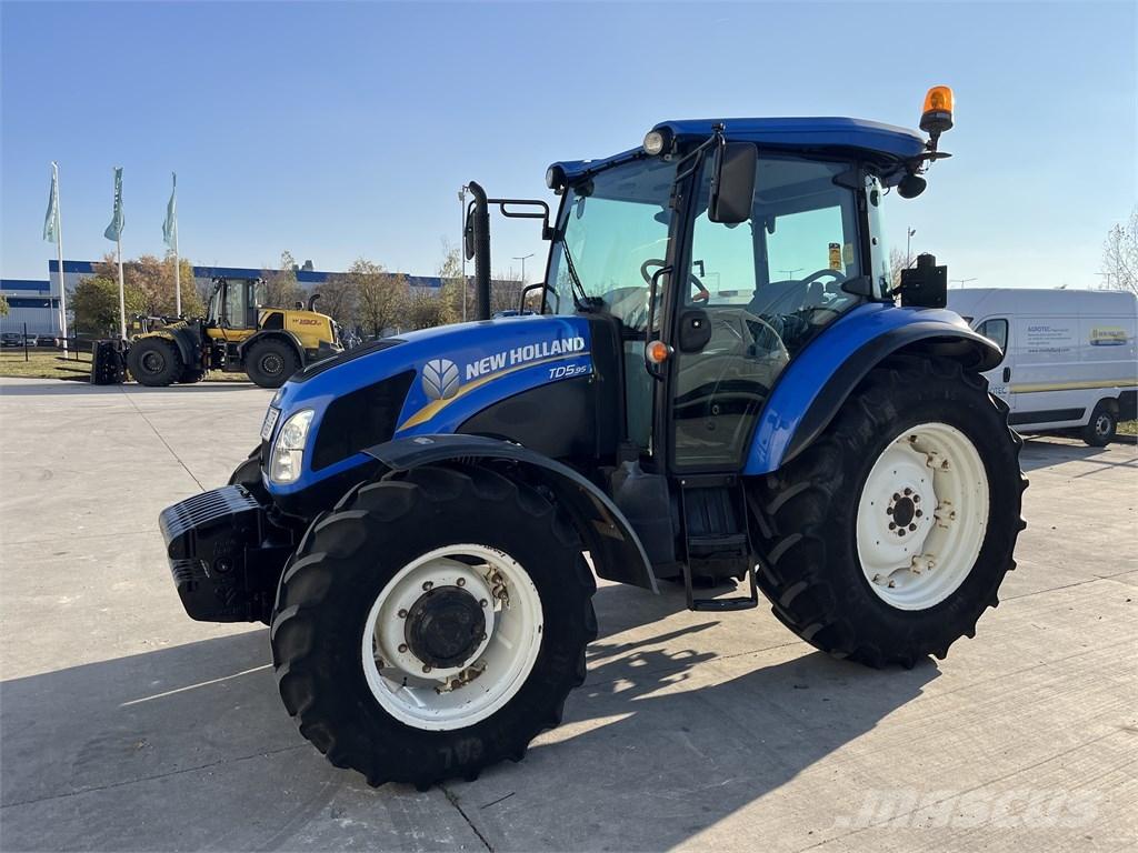 New Holland TD 5.95 Traktori