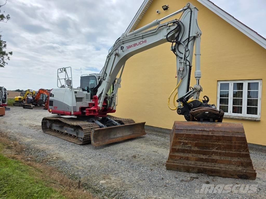 Takeuchi TB 2150 Bageri guseničari