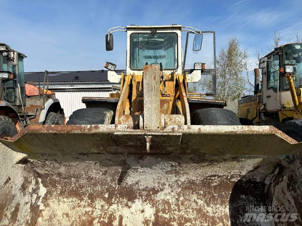 Liebherr L 551 Utovarivači na točkove