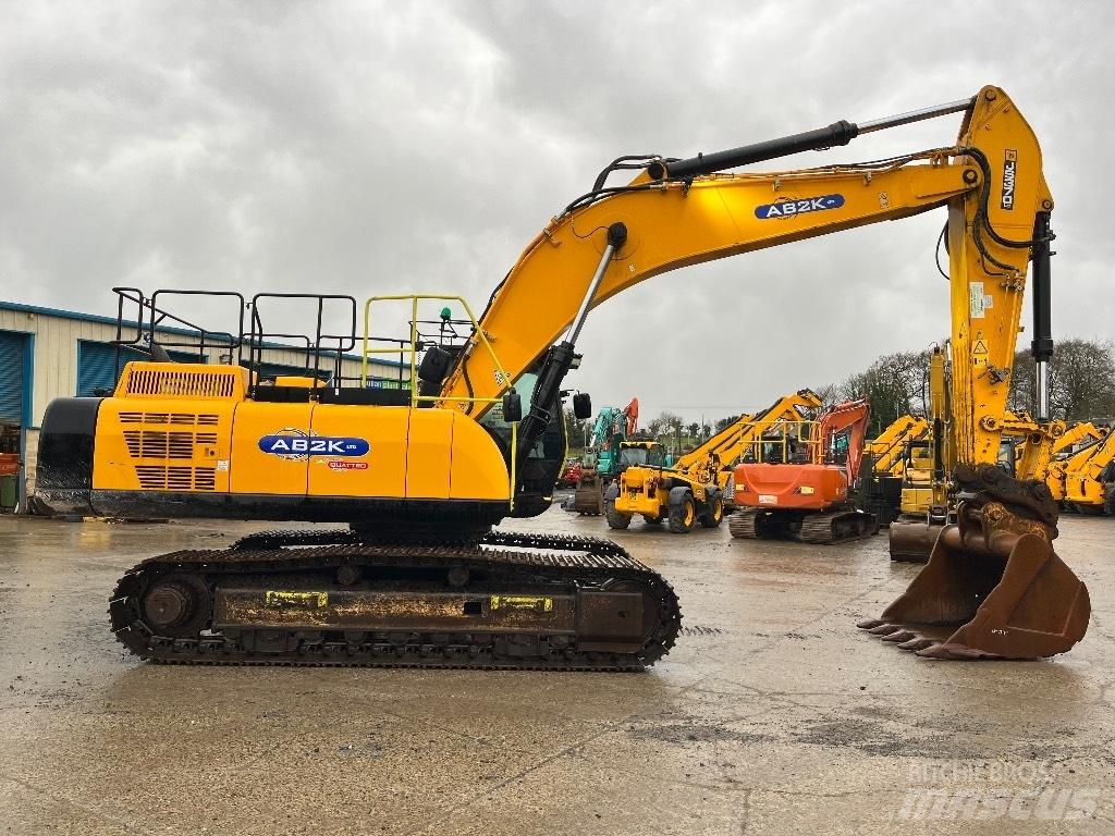 JCB JS370 LC Bageri guseničari