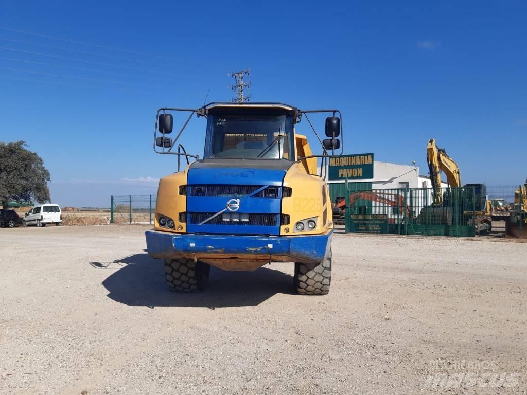 Volvo A 25 F Zglobni damperi