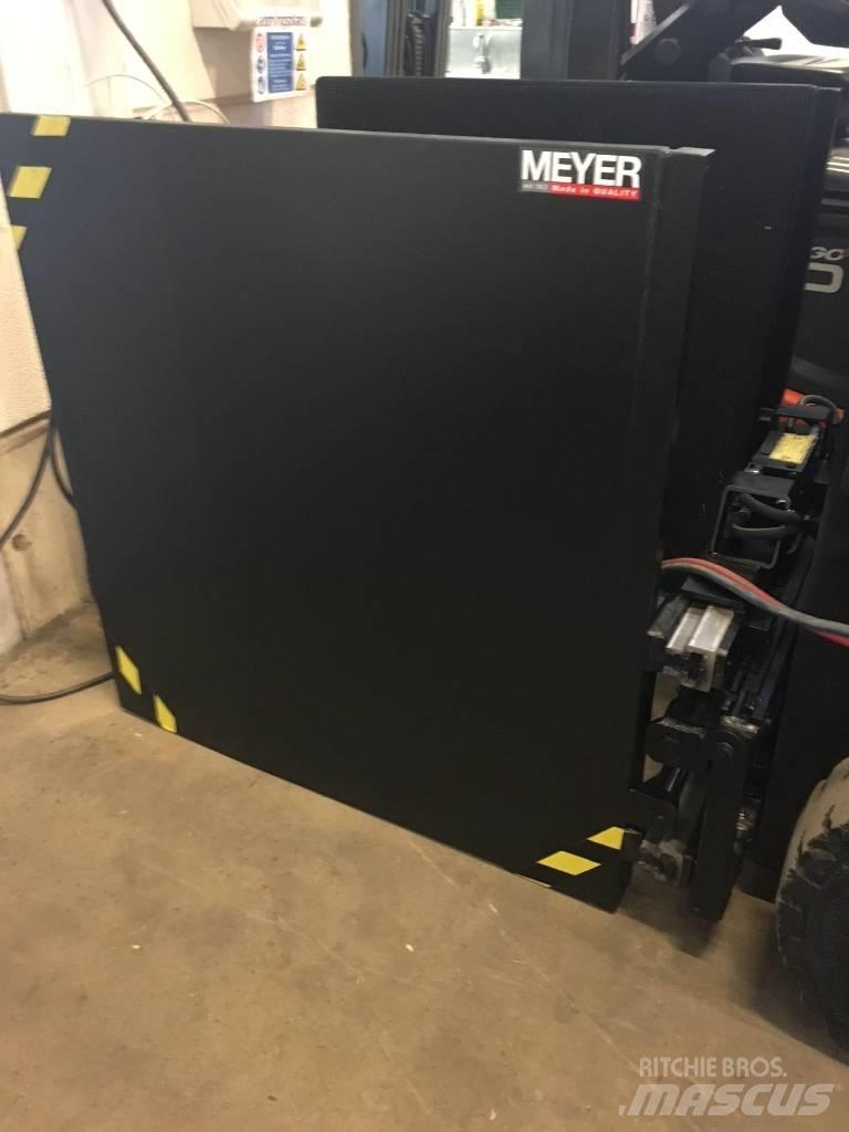 Meyer 3-0302N Ostale pritege