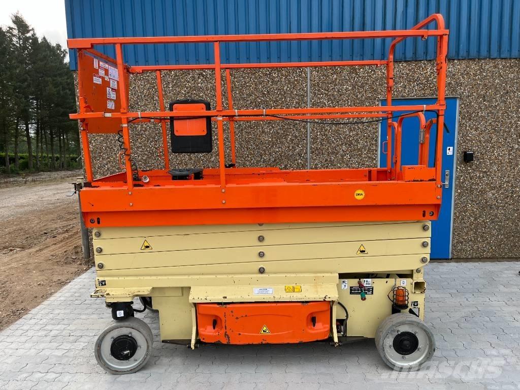 JLG 3246 ES Makazaste platforme