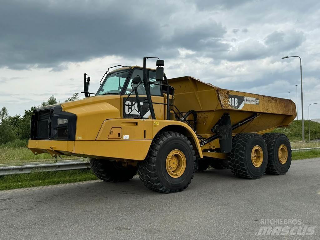 CAT 740B Zglobni damperi