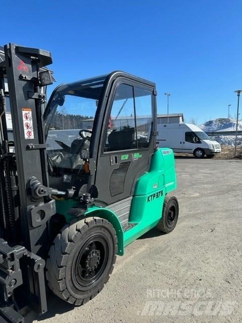 Mitsubishi FD40N Dizelski viljuškari