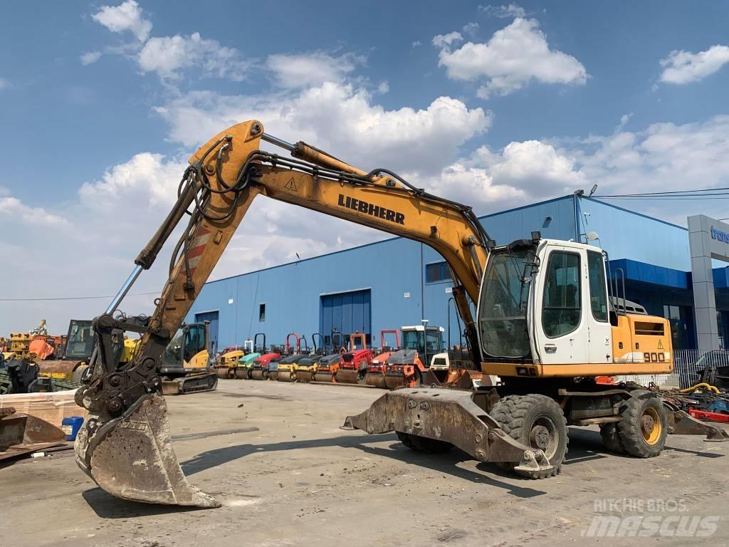 Liebherr A 900 C Bageri točkaši
