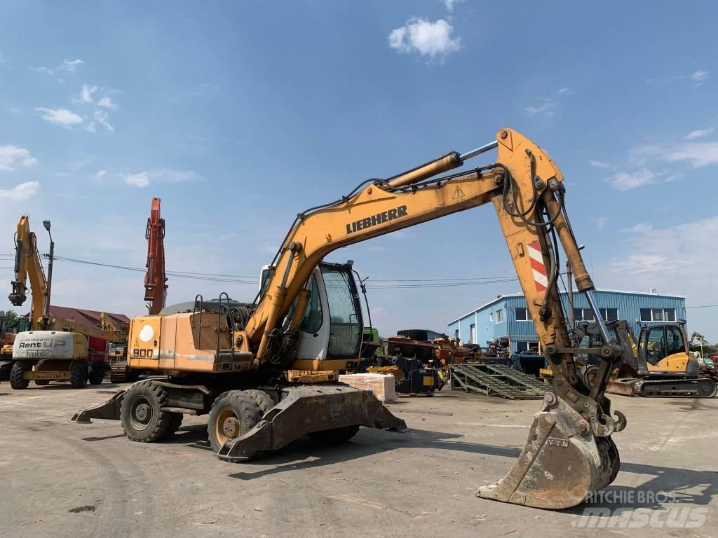 Liebherr A 900 C Bageri točkaši