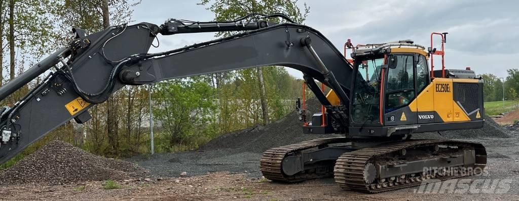 Volvo EC 250 EL Bageri guseničari