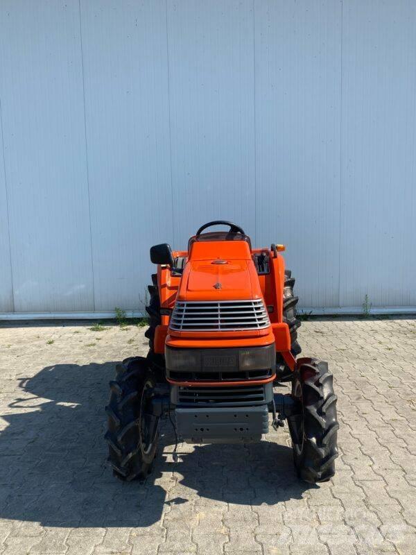Kubota SATURN X24D Manji traktori