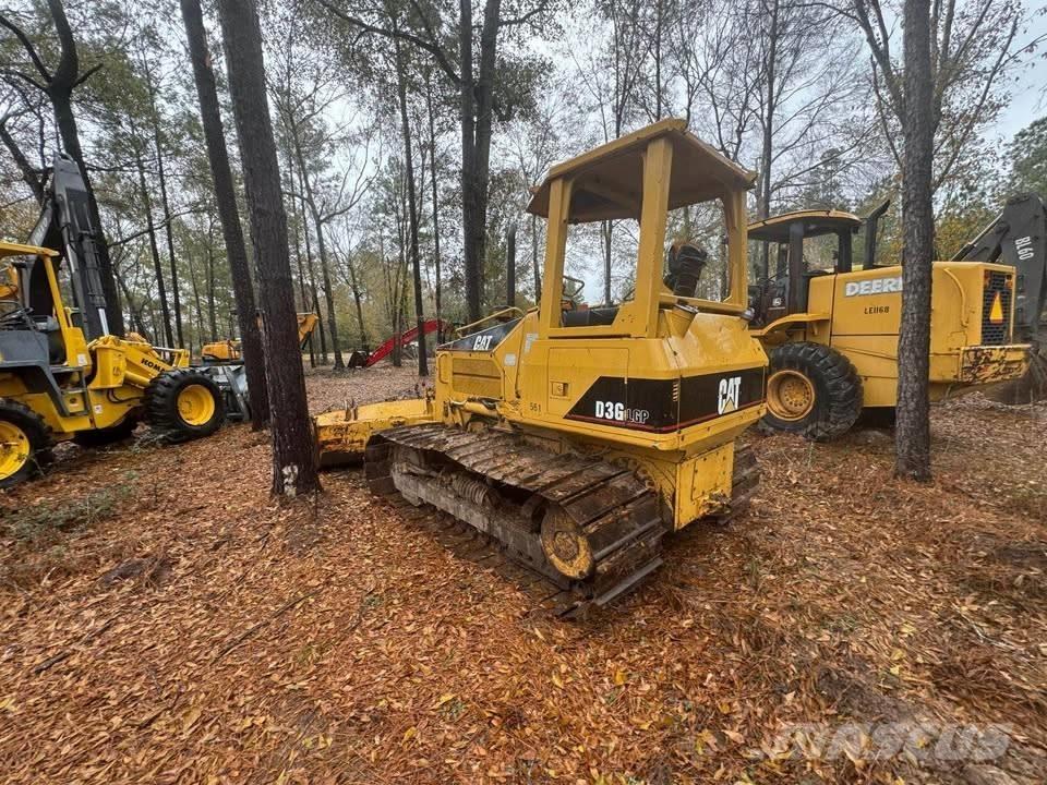 CAT D 3 G LGP Buldožeri guseničari