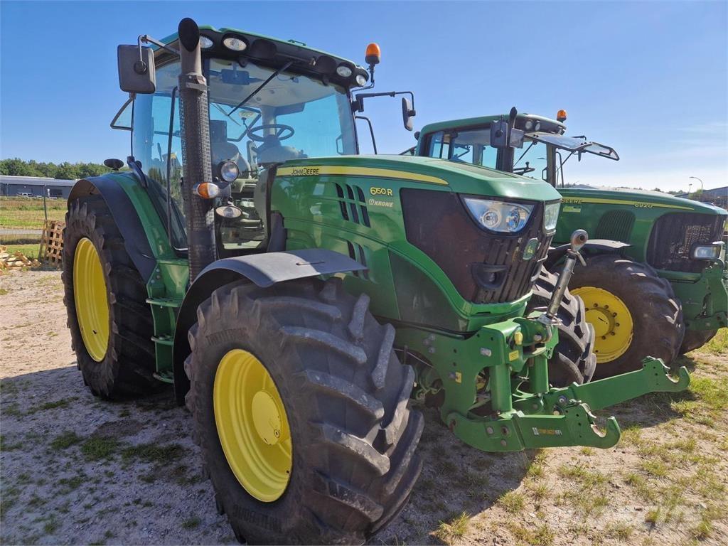 John Deere 6150R Traktori