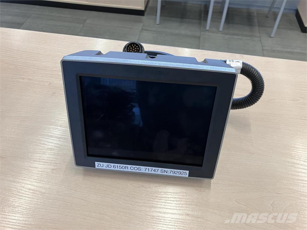 John Deere 6150R Traktori