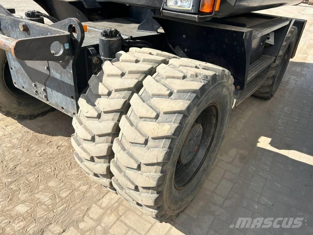 Hitachi ZX 140 W-5B Bageri točkaši