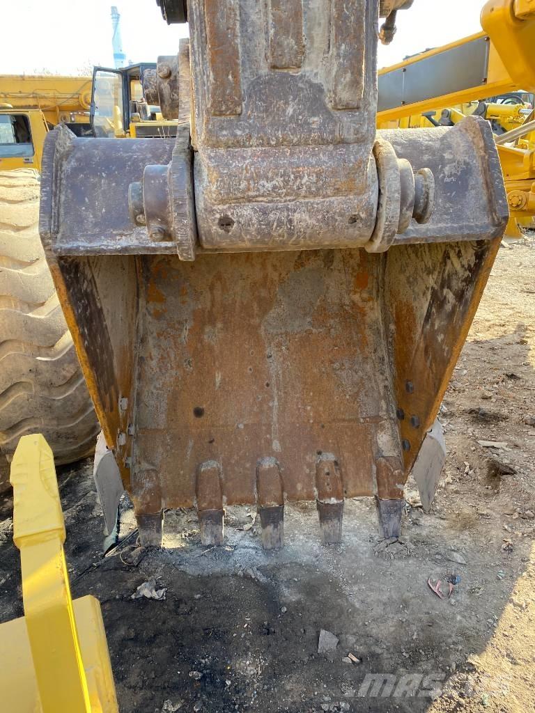 Hyundai R 215-9 Bageri guseničari