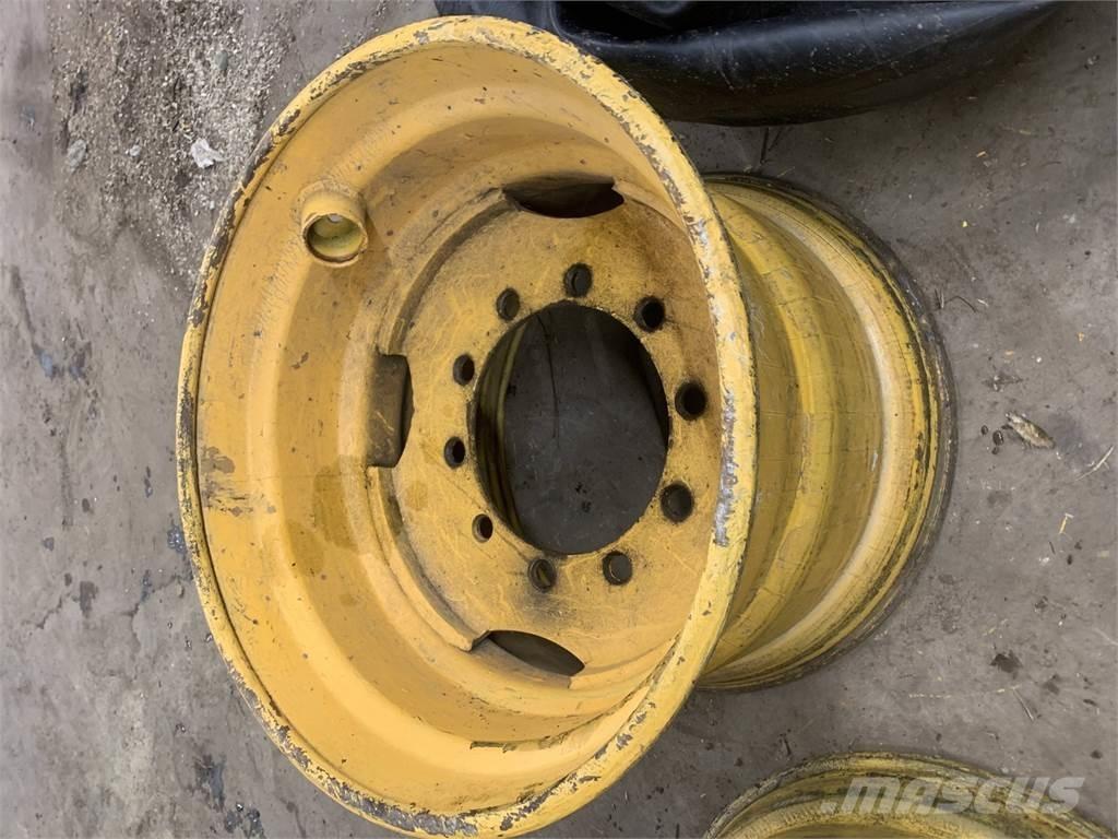 Ösa 250 20x26,5 Gume, točkovi i felne