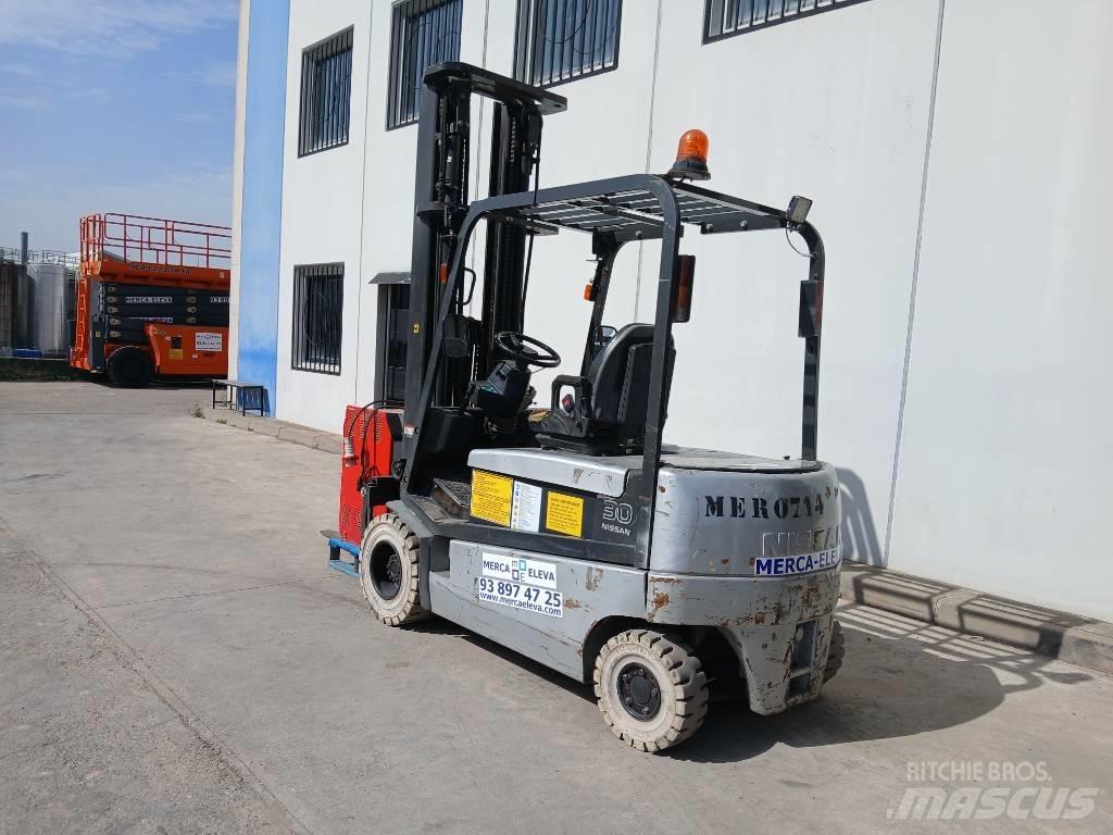 Nissan GQ02 L 30 CU Električni viljuškari