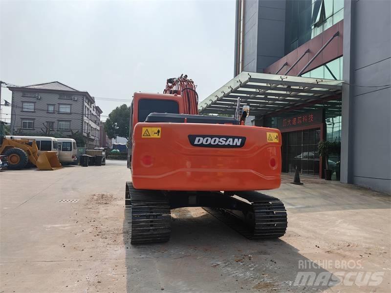Doosan DX150 Bageri guseničari