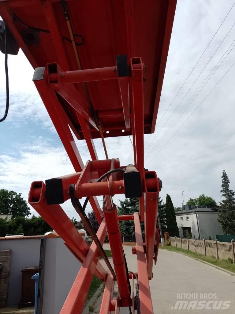 Haulotte Compact 10 Makazaste platforme