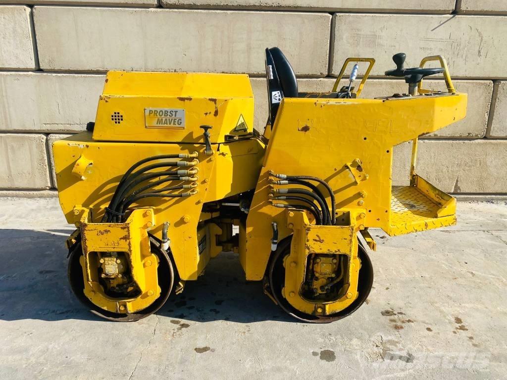 Bomag BW 75 AD Valjci sa duplim bubnjem