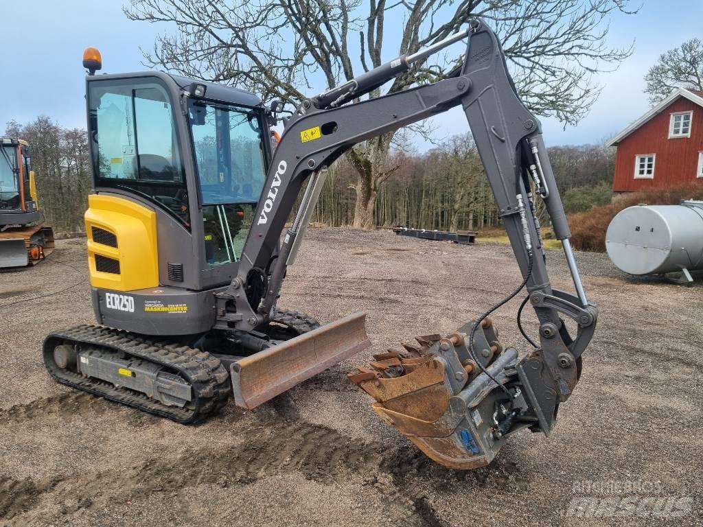 Volvo ECR25 D Mini bageri < 7t