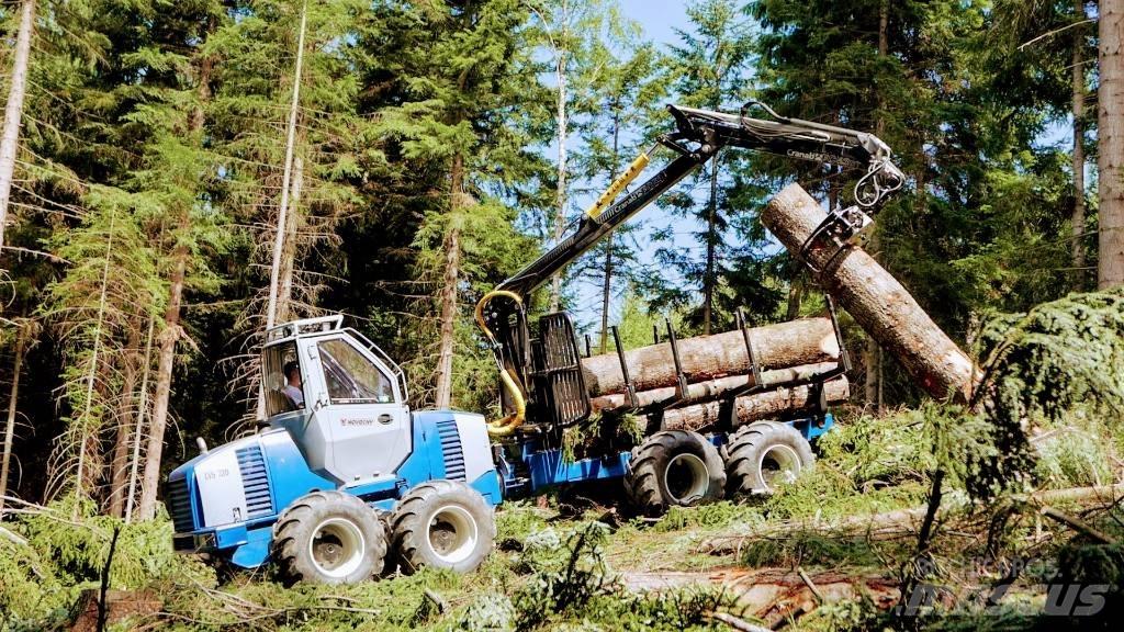 Novotný LVS 720 Forvarderi