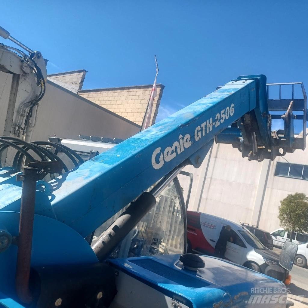 Genie GTH 2506 Teleskopski viljuškari