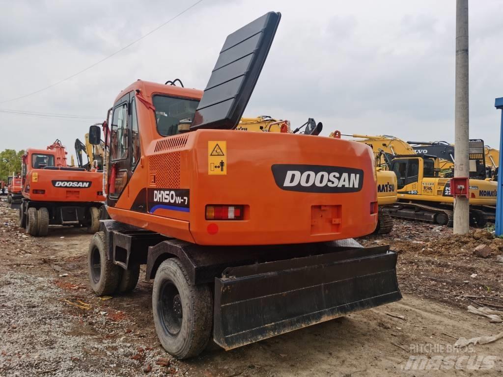 Doosan DH 150 W-7 Bageri točkaši