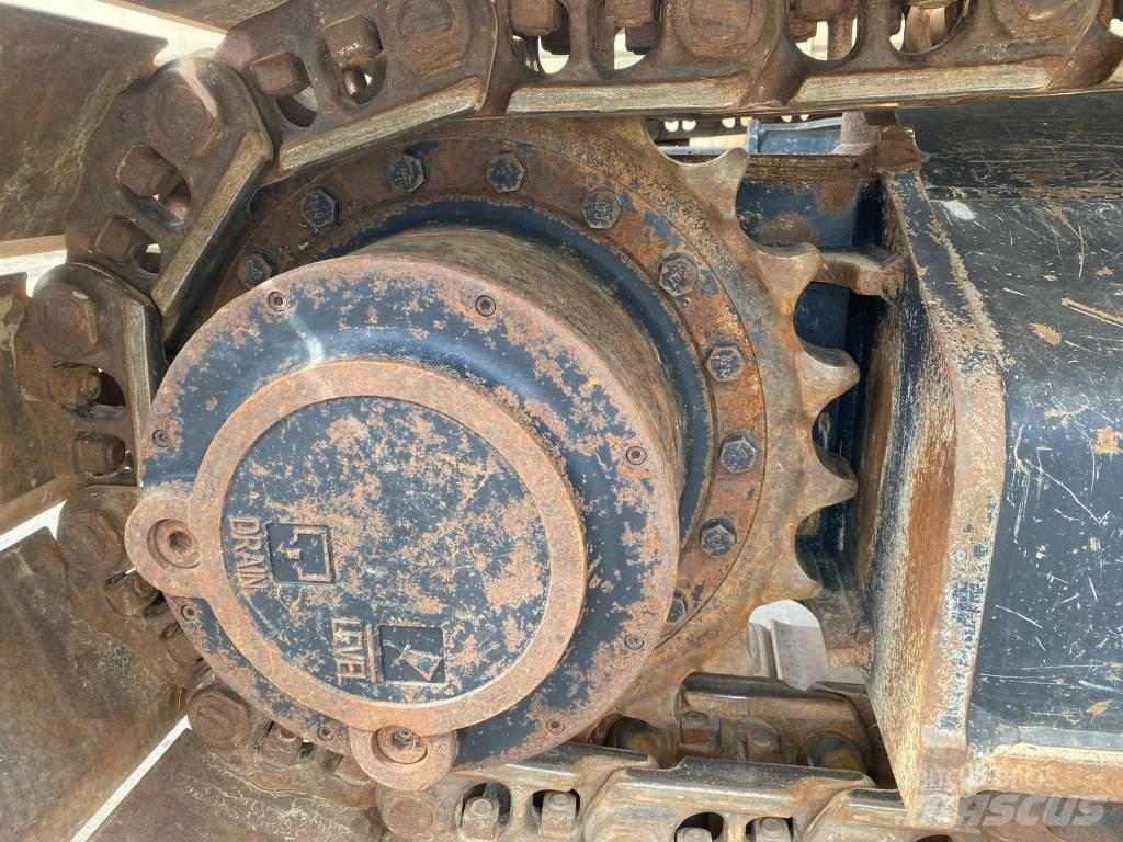 CAT 330 Bageri guseničari