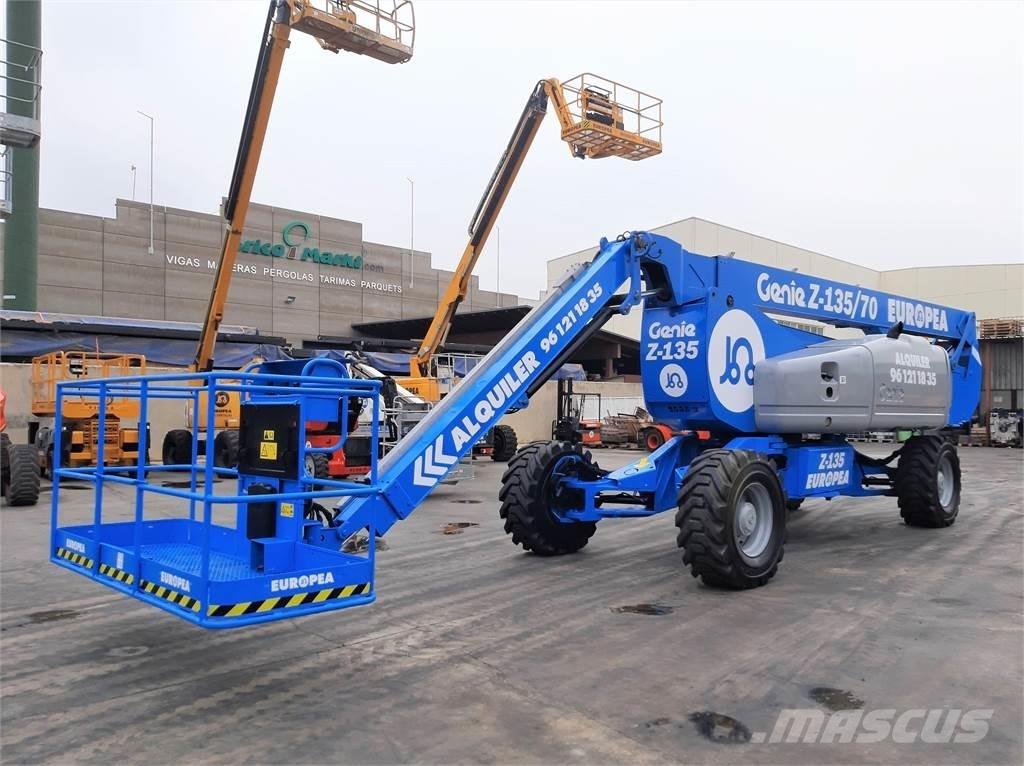 Genie Z135 70 Zglobne podizne platforme