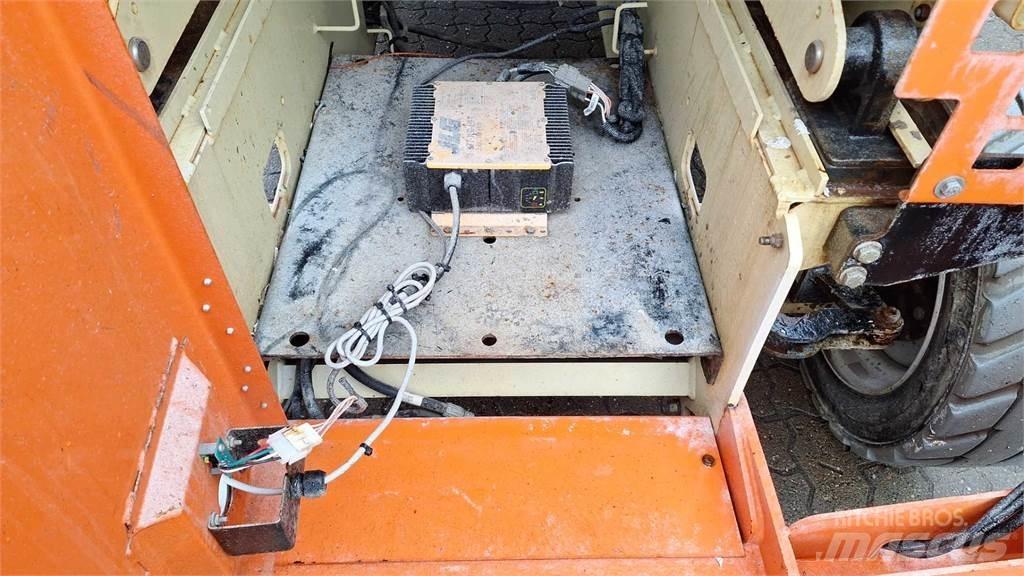 JLG 4069LE Makazaste platforme
