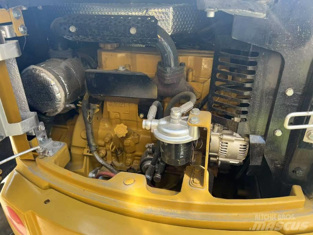 CAT 304 C CR Mini bageri < 7t