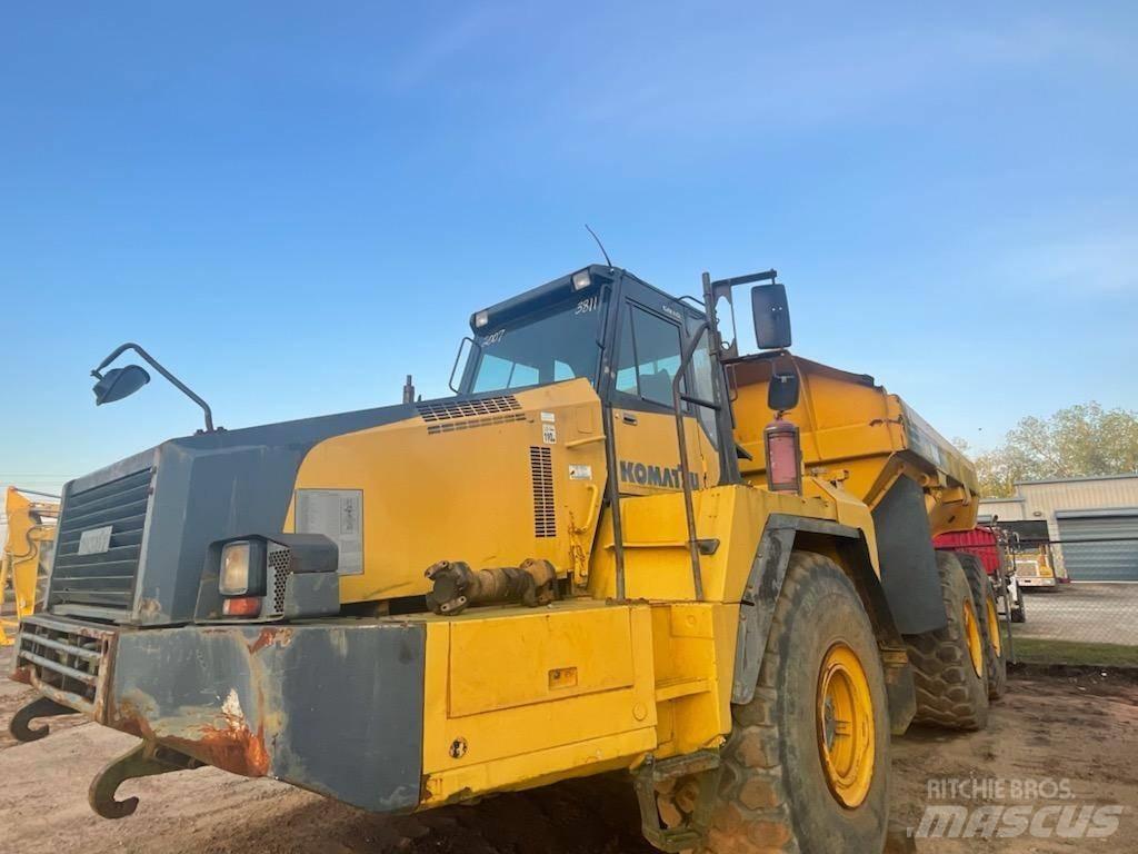 Komatsu HM 400-2 Zglobni damperi