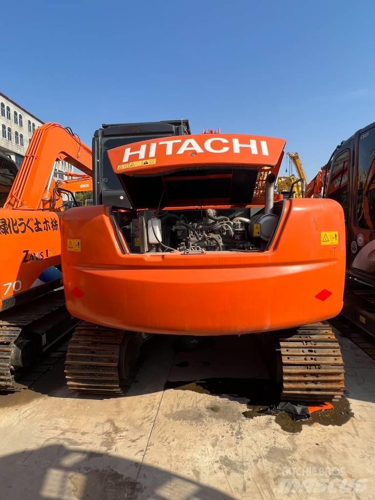 Hitachi ZX70 Midi bageri 7t – 12t