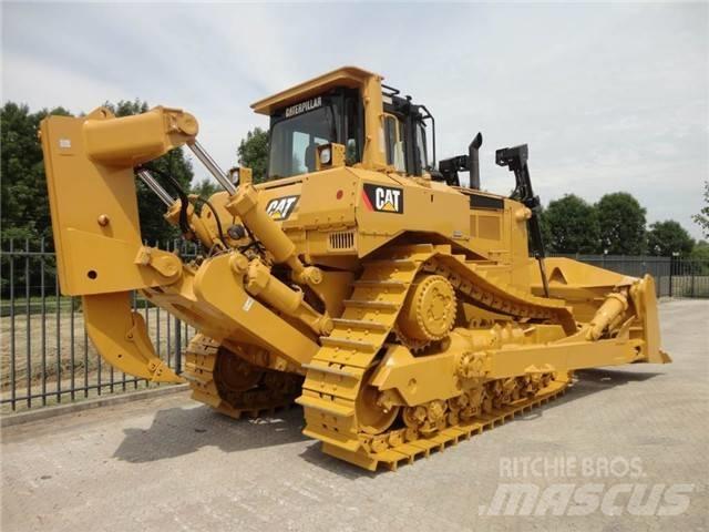 CAT D 8 R Buldožeri guseničari