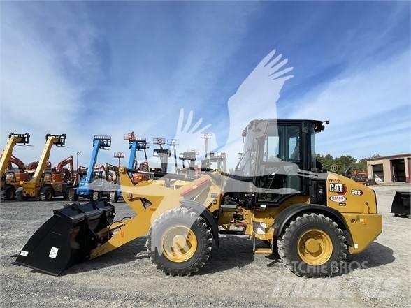 CAT 908 Utovarivači na točkove