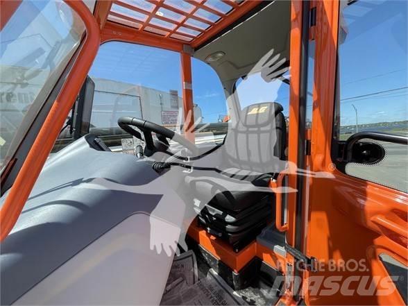 JLG 1075 Teleskopski viljuškari