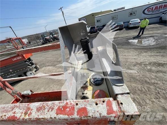 SkyJack SJ3219 Makazaste platforme