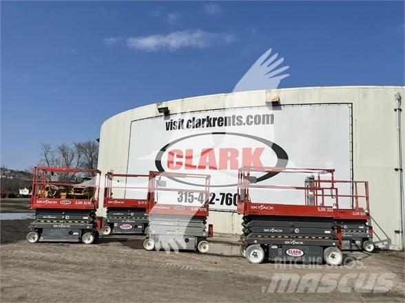 SkyJack SJ3219 Makazaste platforme
