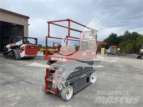 SkyJack SJ3226 Makazaste platforme