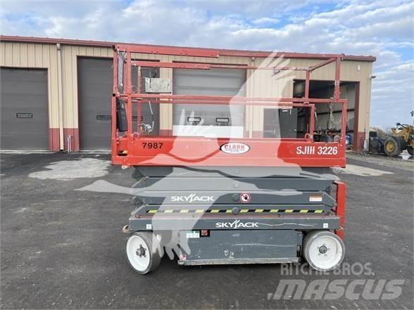 SkyJack SJ3226 Makazaste platforme