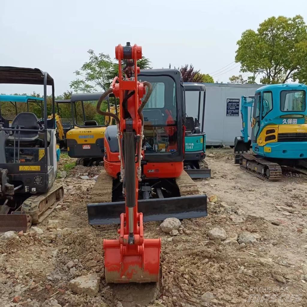 Kubota U 35 Mini bageri < 7t