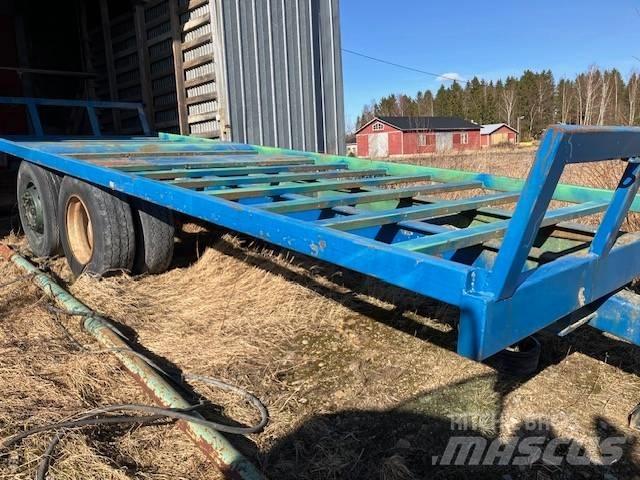  PAALIKÄRRY Prikolice za bale