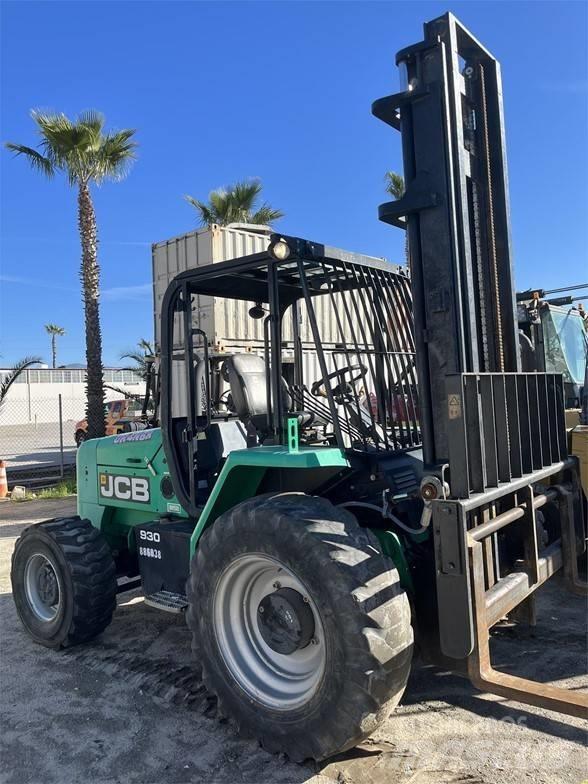JCB 930 Vanterenski viljuškar