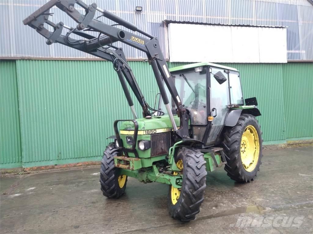 John Deere 1850 Traktori