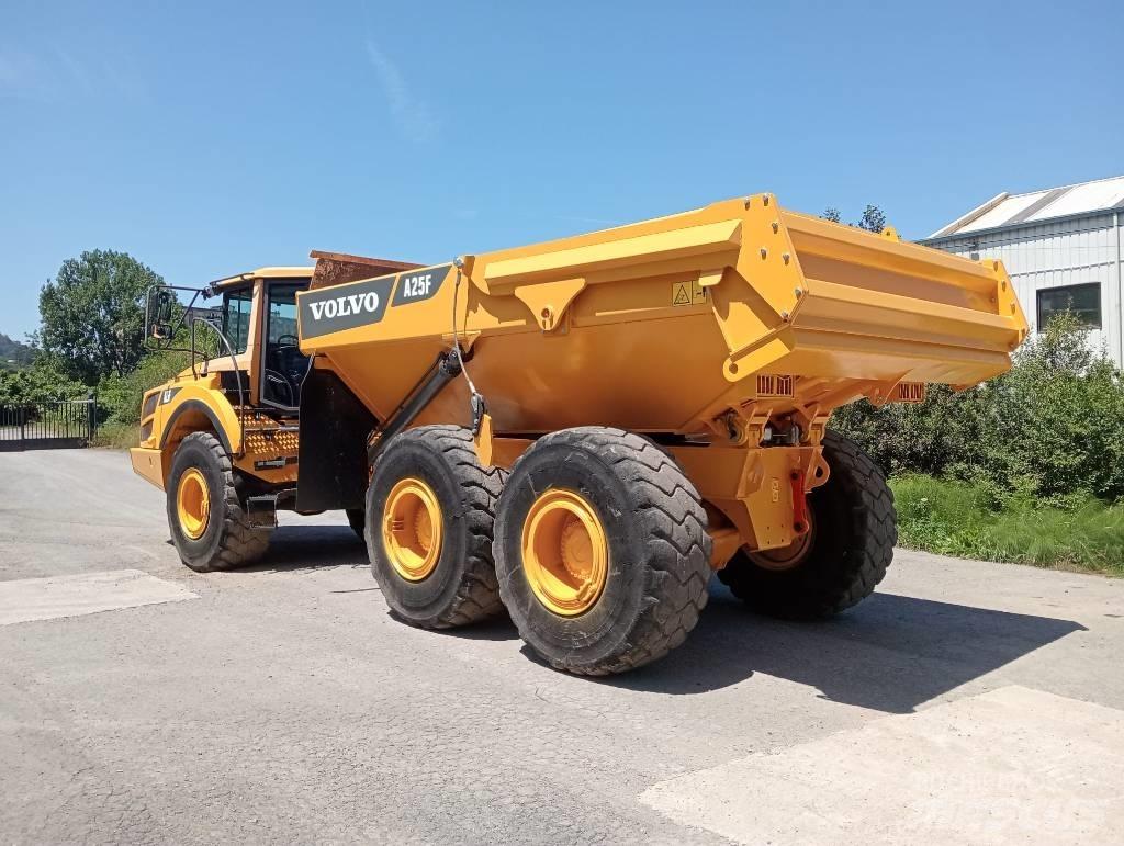 Volvo A 25 F Zglobni damperi