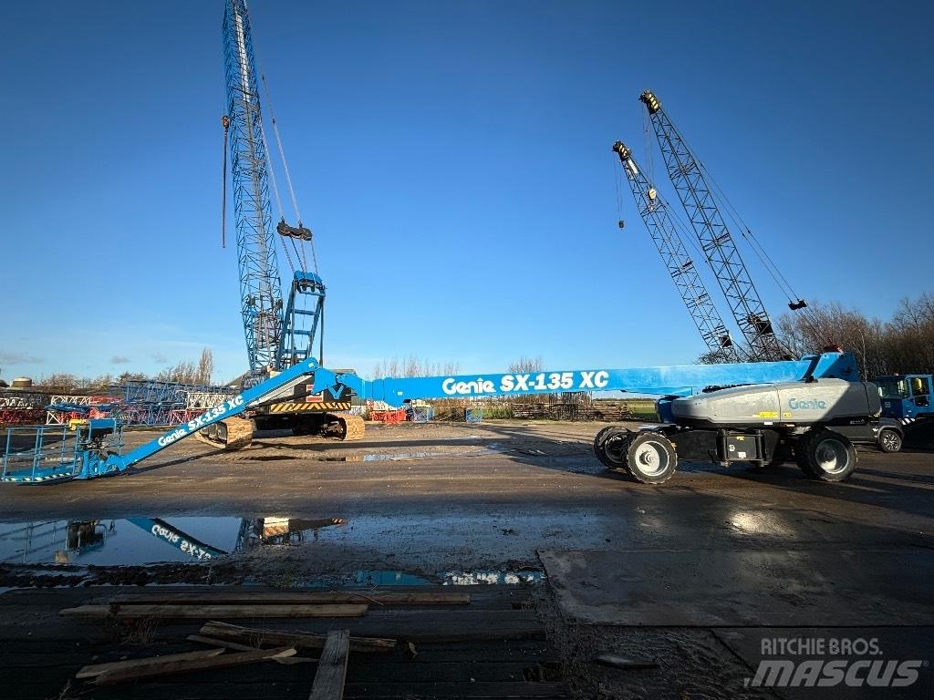 Genie SX 135 XC Teleskopske podizne platforme