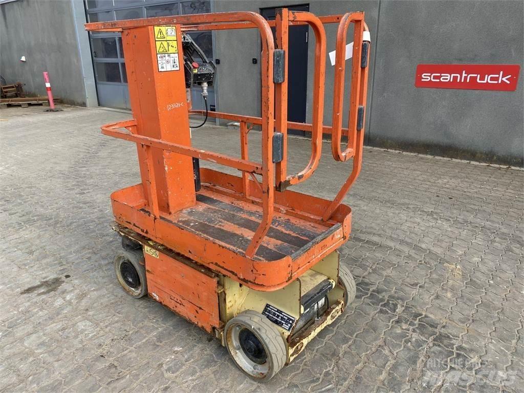 JLG 1230ES Jarbolne penjajuće platforme
