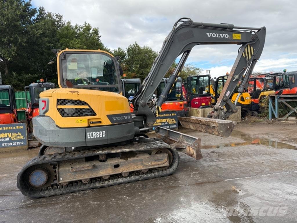 Volvo ECR 88 D Midi bageri 7t – 12t