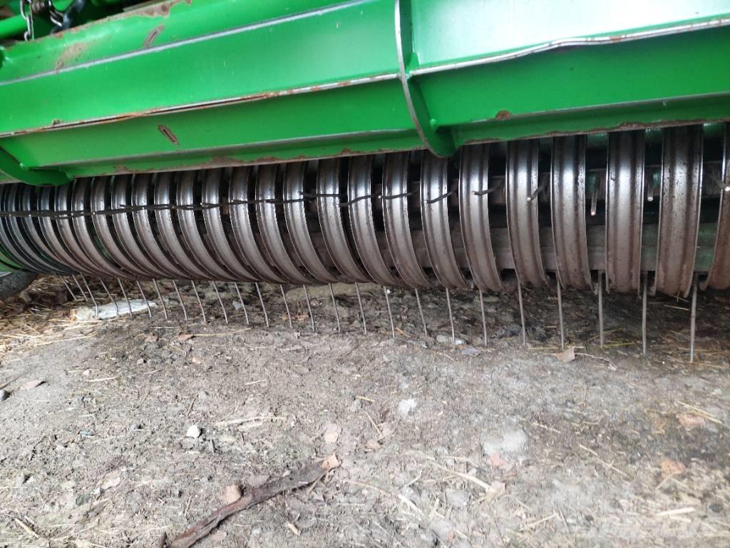 McHale F 5500 Prese/balirke za rolo bale